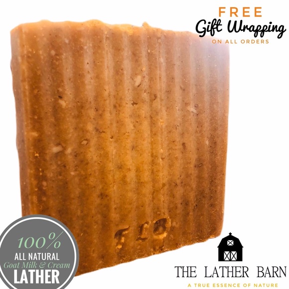 THE LATHER BARN Other - 🍯Oatmeal Milk, Cream and Honey Goat Milk Lather